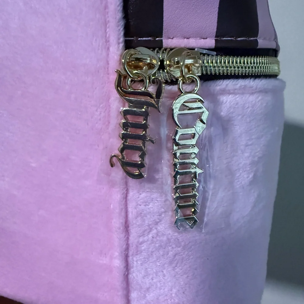 Juicy Couture Vintage Logo Pink and Brown Striped Makeup 💄 Bag